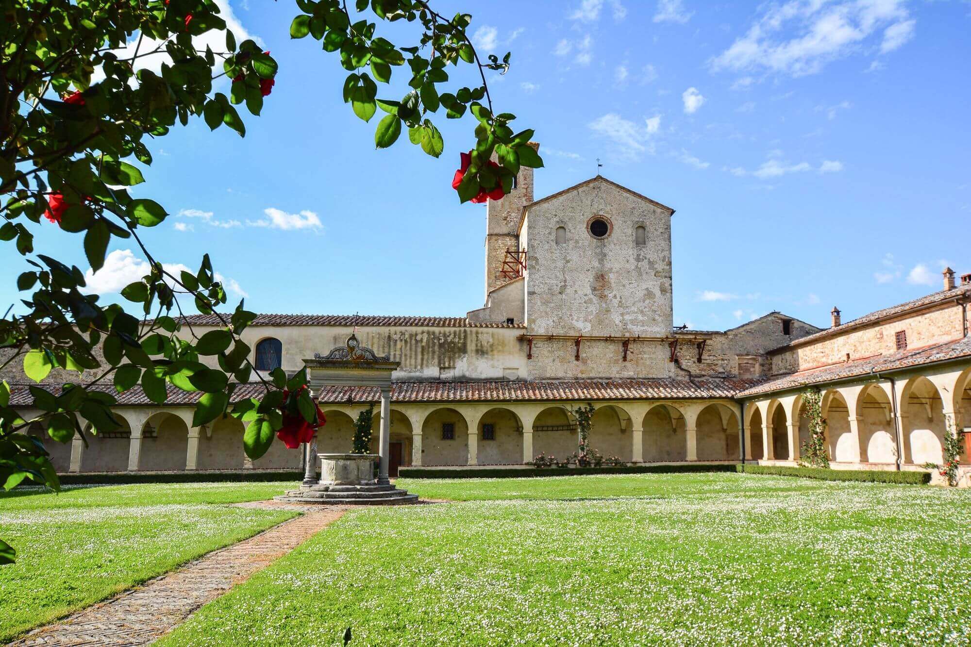 08-VisitChianti-Certosa-di-pontignano-castelnuovo-berardenga-toscana-2000x1333