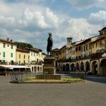 Greve FI_Piazza_(L)_3364